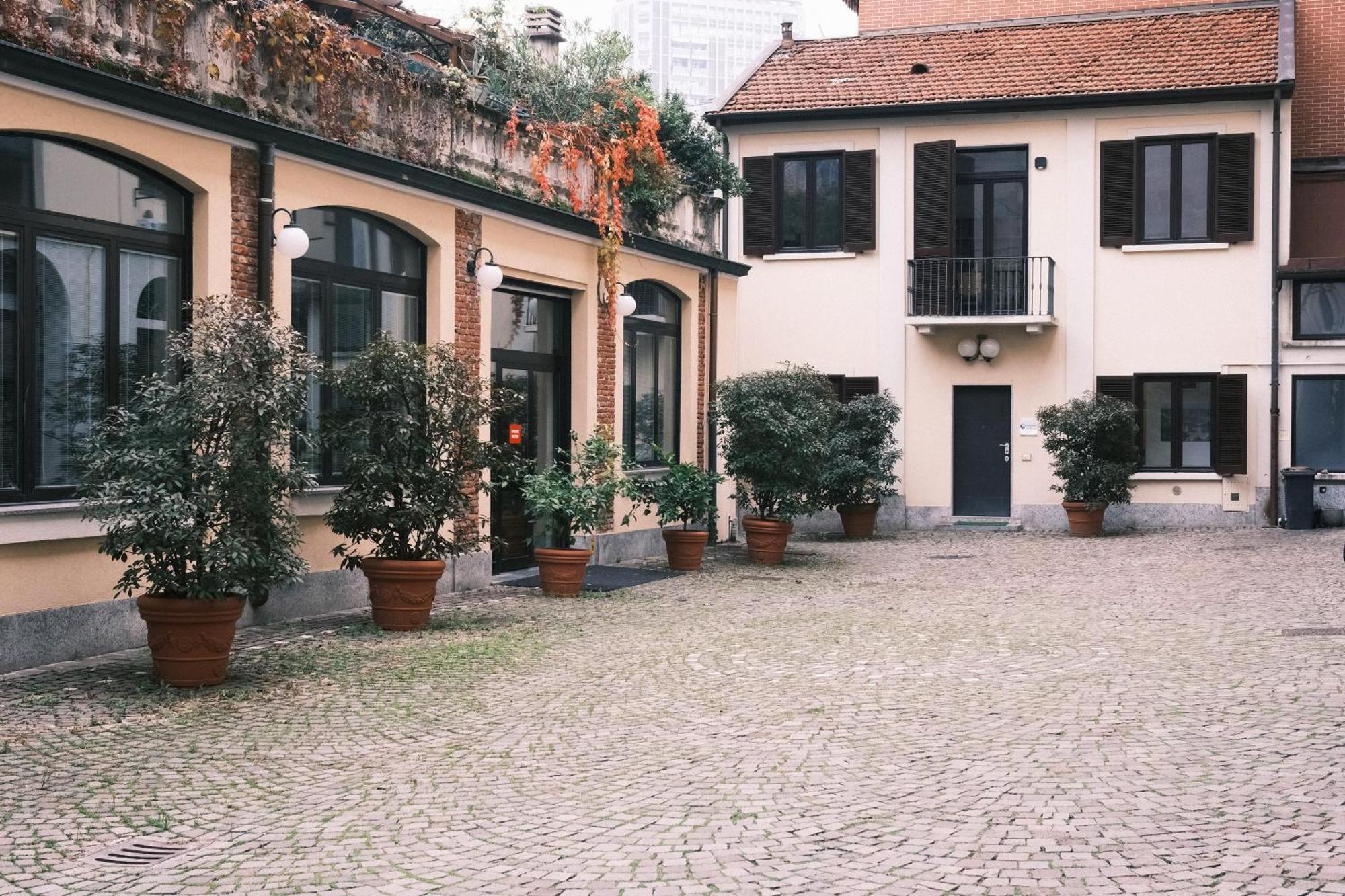 Comecasa Porta Romana Elegant Apartment Milan Luaran gambar